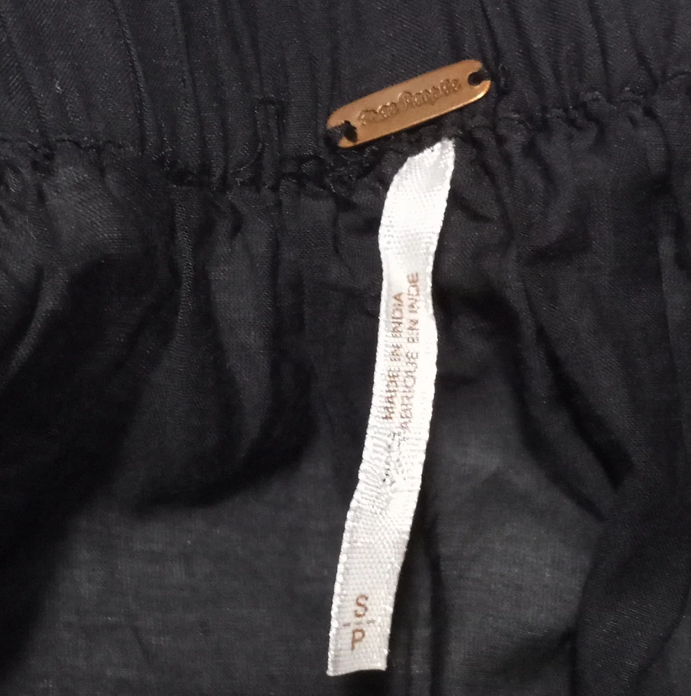 Free People " Vacay Vibin" Cold Shoulder Embroidered top - Picture 7 of 8